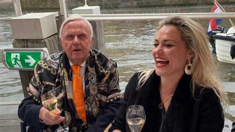 harry mens vriendin chanel|Harry Mens (75) is ’heel blij’ met nieuwe liefde (40).